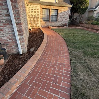 JBC Landscaping - Cleanup walk way - Landscaping Near Me - Redwood City, California JBC Landscaping - Cleanup walk way - Landscaping Near Me - Redwood City, California