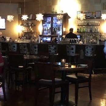 Edge Restaurant - Interior facing the bar. - New American Near Me - Bethlehem, Pennsylvania
