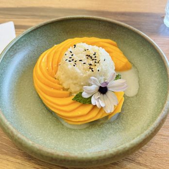 Kiin D Thai - Mango Sticky Rice dessert - Thai Near Me - Vacaville, California Kiin D Thai - Mango Sticky Rice dessert - Thai Near Me - Vacaville, California