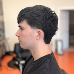 Jed’s Barbershop - We love a fresh textured haircut!