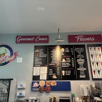 Sweet Spot Ice Cream Cafe - Desserts Near Me - Richmond, Virginia