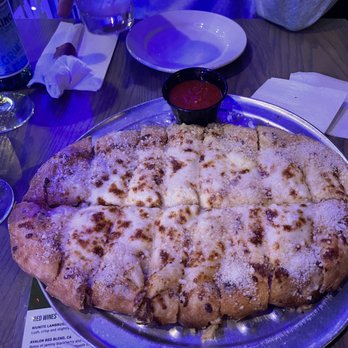 Uccello's - Downtown - Cheesy Uccello's Breadsticks - Sports Bars Near Me - Grand Rapids, Michigan