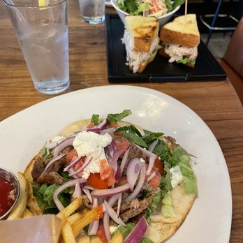 Maggie McFly's | Manchester - Waldorf Chicken Salad Sandwich and Lamb Gyro - Breakfast & Brunch Near Me - Manchester, Connecticut Maggie McFly's | Manchester - Waldorf Chicken Salad Sandwich and Lamb Gyro - Breakfast & Brunch Near Me - Manchester, Connecticut