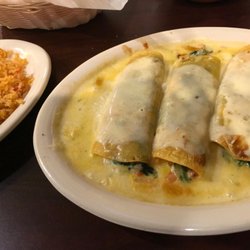 Los Portales Mexican Restaurant - Delicious spinach enchiladas!