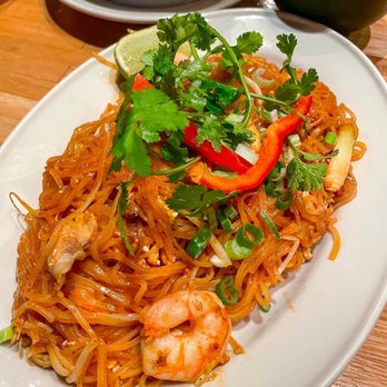 Basil - Pad Thai! (instagram: @diningwithkels) - Thai Near Me - Mount Pleasant, South Carolina