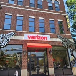 Exterior photo of Verizon - Arlington, Virginia Exterior photo of Verizon - Arlington, Virginia