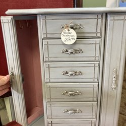 Eclectic curio - My new jewelry dresser, a great addition to my room