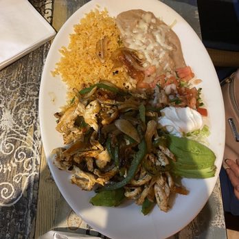 Chukis Deli Mexicano - Mexican Near Me - Olive Branch, Mississippi