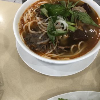 Pho Que Huong - Vietnamese Near Me - Honolulu, Hawaii