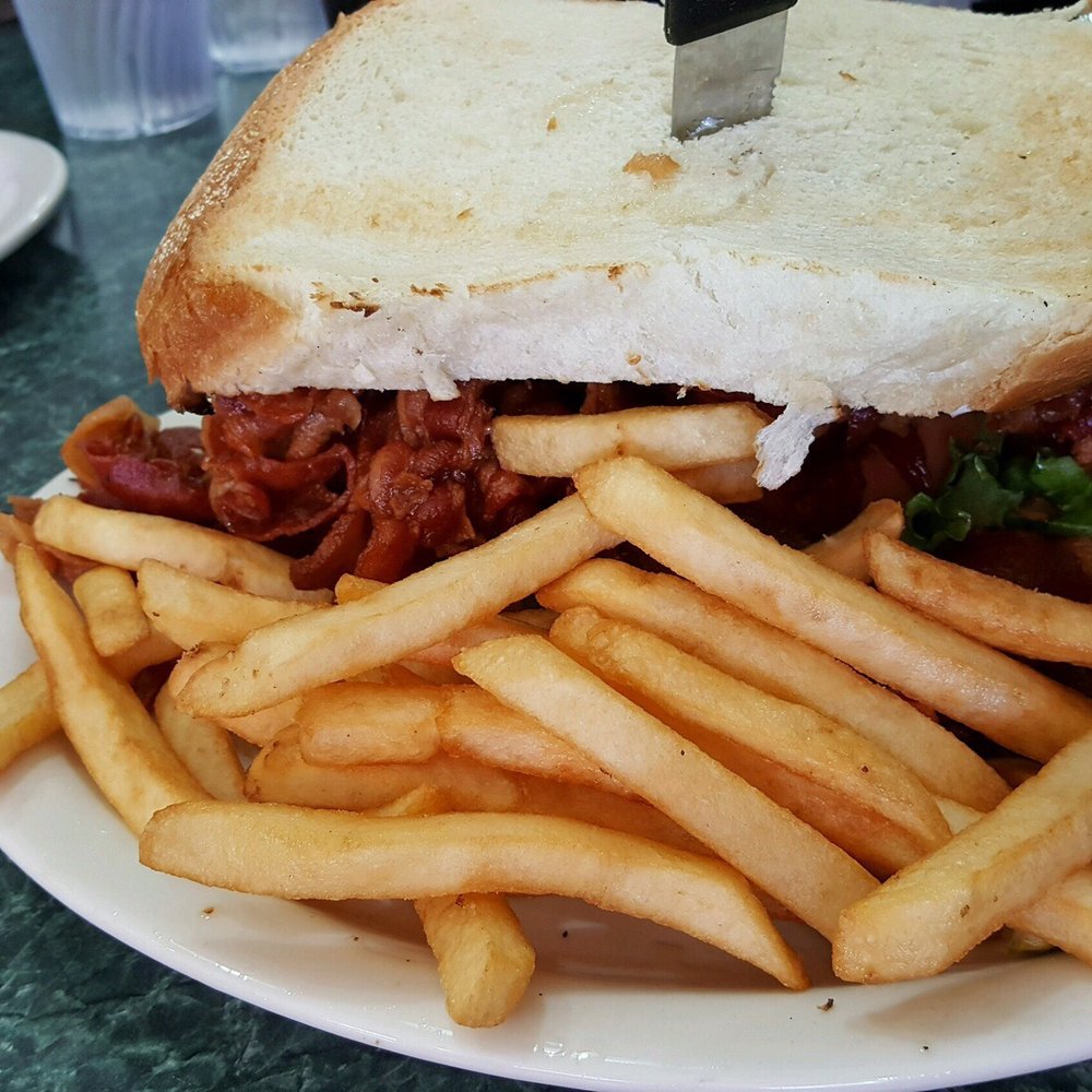 Tony's I-75 Restaurant - Diners Near Me - Birch Run, Michigan Tony's I-75 Restaurant - Diners Near Me - Birch Run, Michigan