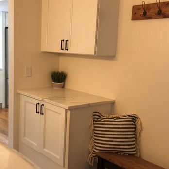 Granite Selection - Laundry Room - General Contractors Near Me - Elk Grove Village, Illinois Granite Selection - Laundry Room - General Contractors Near Me - Elk Grove Village, Illinois