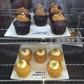 Lakeside Cafe - Pretty desserts - Coffee & Tea Near Me - Brisbane, QLD