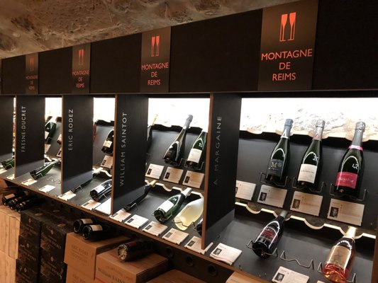 Dilettantes Cave à Champagne by null