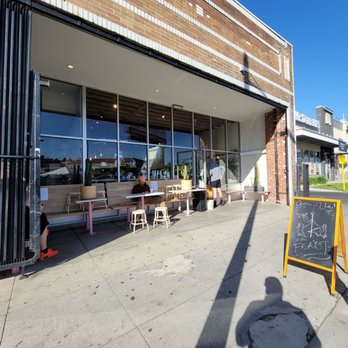 Dinosaur Coffee - Exterior - Coffee & Tea Near Me - Los Angeles, California