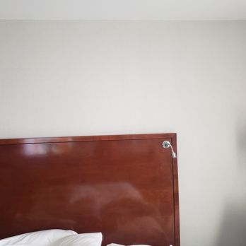 Richmond Marriott - bedside reading lamp - Hotels Near Me - Richmond, Virginia Richmond Marriott - bedside reading lamp - Hotels Near Me - Richmond, Virginia