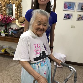 Sabaidee Physical Therapy - Physical therapy with my grandma! - Physical Therapy Near Me Sabaidee Physical Therapy - Physical therapy with my grandma! - Physical Therapy Near Me