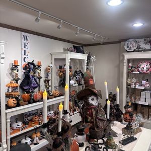 Deckers Fine Gift & Collectibles on Yelp