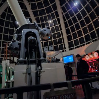 Griffith Observatory - Zeiss refractor telescope lets you take a peek - Observatories Near Me - Los Angeles, California Griffith Observatory - Zeiss refractor telescope lets you take a peek - Observatories Near Me - Los Angeles, California