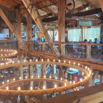 Five Oaks Farm Kitchen - 2nd floor view of chandelier - Breakfast & Brunch Near Me - Sevierville, Tennessee