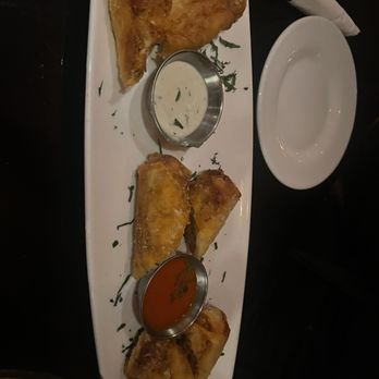 Tanner Smiths - Buffalo Chicken Spring Rolls - Cocktail Bars Near Me - New York, New York Tanner Smiths - Buffalo Chicken Spring Rolls - Cocktail Bars Near Me - New York, New York