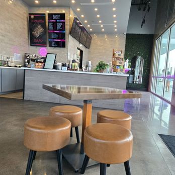 Blendz and Bites - A Fusion Cafe - Burgers Near Me - Richmond, Texas