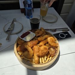 Thistle Inn - Fish & shrimp with fries