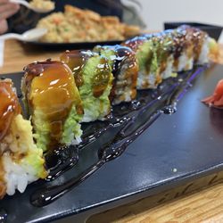 Nori Sushi & Grill - 8 Dragon Roll