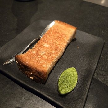 Restaurant Yuu - The bread with spinach butter - French Near Me - Brooklyn, New York Restaurant Yuu - The bread with spinach butter - French Near Me - Brooklyn, New York