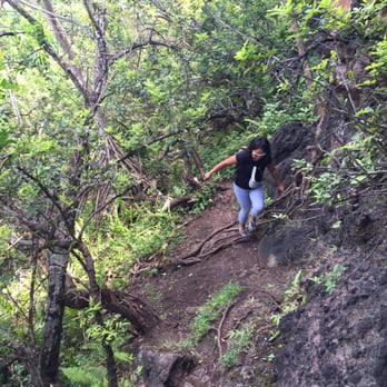 Pu'u Manamana Hiking Trail - Hiking Near Me Pu'u Manamana Hiking Trail - Hiking Near Me