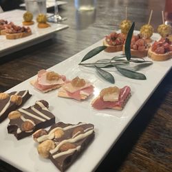 Savor Healdsburg Food Tours - Portalupi tasting room