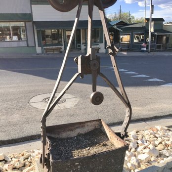 Tillies Mini Mart - @ Tillie's - 5/5/19 - Grocery Near Me - Pioche, Nevada