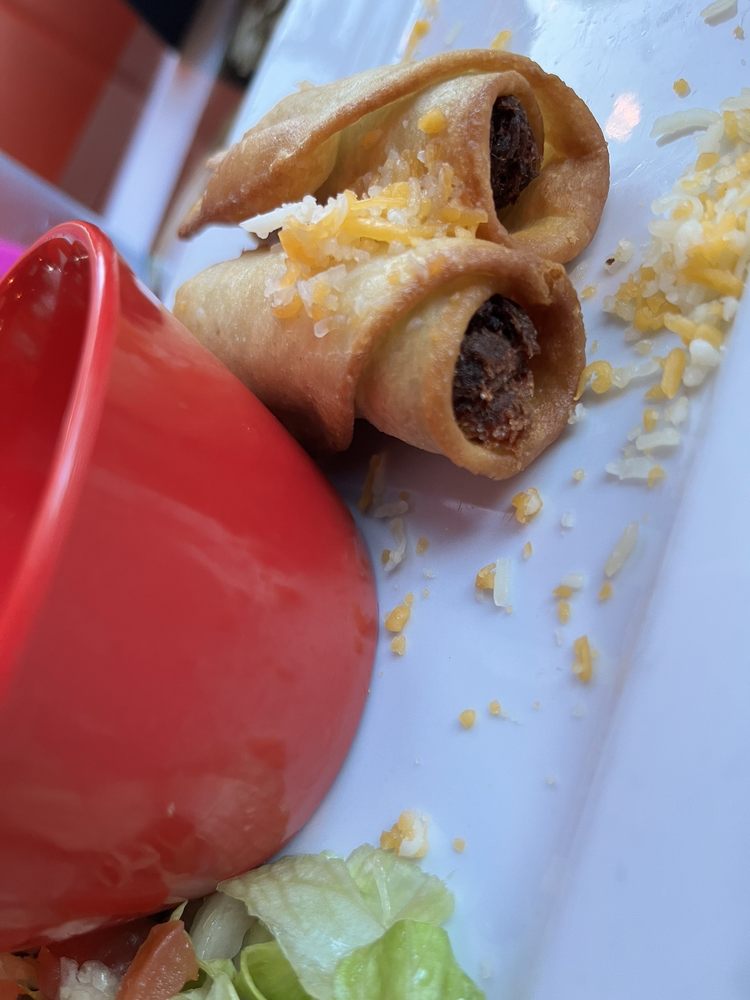 EL GALLO GIRO MEXICAN STREET FOOD AND TEQUILA BAR Updated October