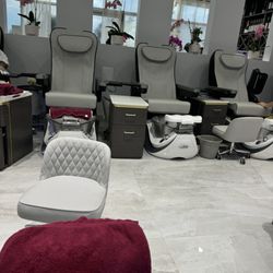 Saffron Nail Lounge