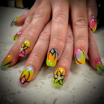 Perfect Polish - Nail art by Stefany, colorful nails, manucure, - Nail Salons Near Me - Savannah, Georgia