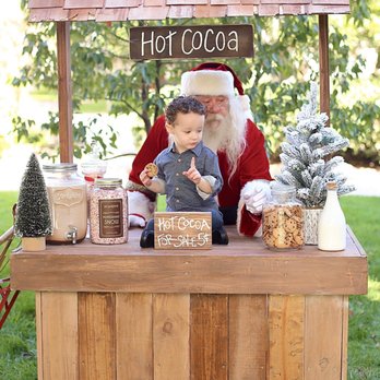 Lindsey Jo Photography - Santa photos - Event Photography Near Me