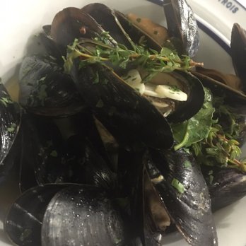 Petit Trois - Mussels - French Near Me - Sherman Oaks, California Petit Trois - Mussels - French Near Me - Sherman Oaks, California