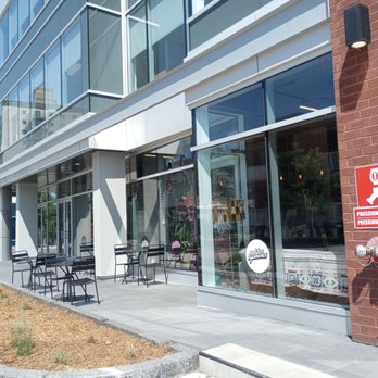 Petites Gamines - Front of the bakery - Coffee & Tea Near Me - Gatineau, Quebec