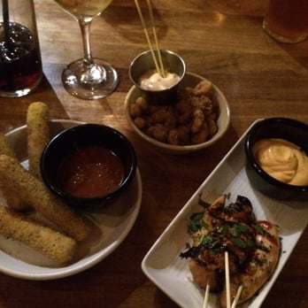 The Beagle - Shrimp poppers, mozzarella sticks, chicken skewers - Street Vendors Near Me - Manchester, XGM