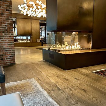 The Kimpton Journeyman Hotel - Fireplaces - Hotels Near Me - Milwaukee, Wisconsin The Kimpton Journeyman Hotel - Fireplaces - Hotels Near Me - Milwaukee, Wisconsin