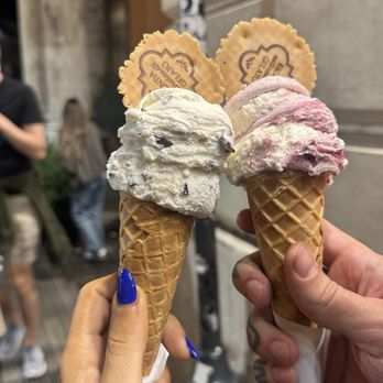 Gelato in Trevi - Gelato Near Me - Rome, RM Gelato in Trevi - Gelato Near Me - Rome, RM