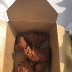 The Damel - Beignet (5) no powdered sugar nor ganache given
