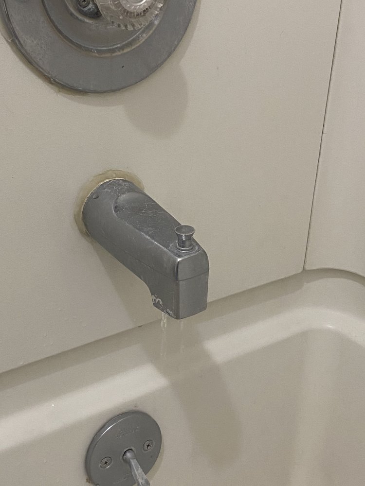 ASSET MANAGEMENT REAL ESTATE Updated August 2024 31 Reviews 365 W