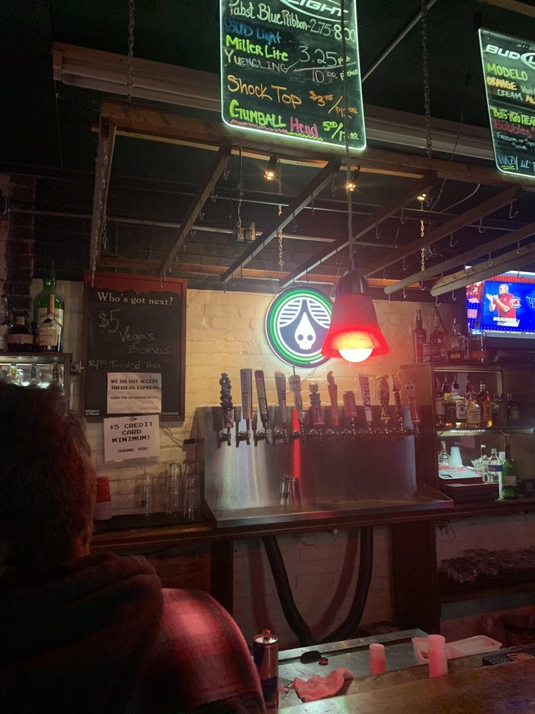 Social spots from Video Saloon