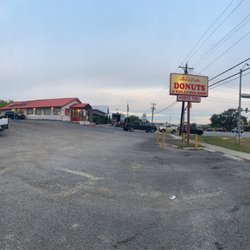 Snowflake Donuts & Kolaches Shop - The location
