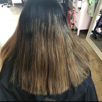 Bombshell Hair Studio - Hair Salons Near Me - Philadelphia, Pennsylvania