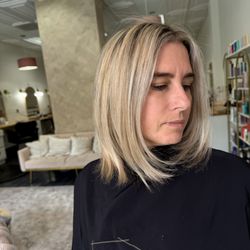 Dimensional blonde