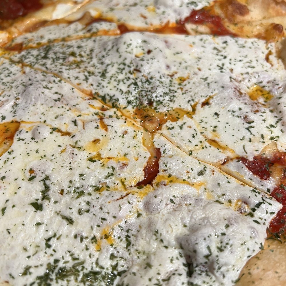 Margarita pie with garlic