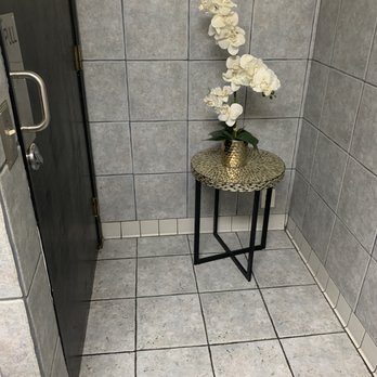 Mil’s Diner - Entranceway for the womens bathroom - Diners Near Me - Milpitas, California Mil’s Diner - Entranceway for the womens bathroom - Diners Near Me - Milpitas, California