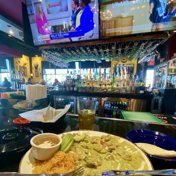 Rio Bravo Tacos & Tequila - Pollo tequila - Cocktail Bars Near Me - Leominster, Massachusetts Rio Bravo Tacos & Tequila - Pollo tequila - Cocktail Bars Near Me - Leominster, Massachusetts
