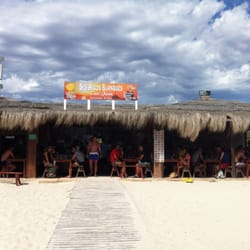 Ses Aicos Blancos - El Chiringuito from the boardwalk